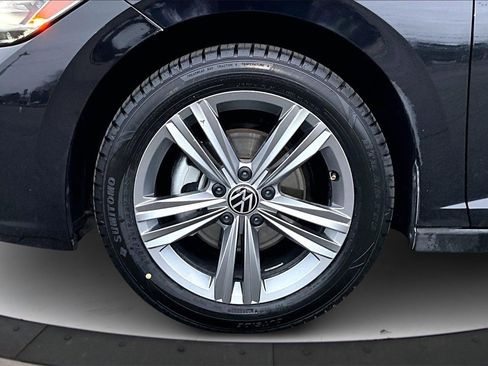 Used 2024 Volkswagen Jetta SE image 30