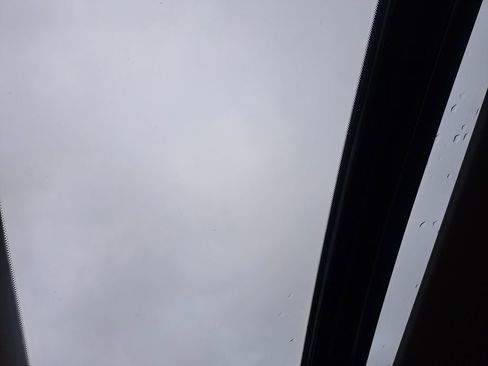 Used 2024 Nissan Pathfinder Platinum w/ Cargo Package image 18