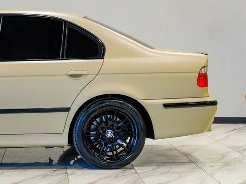 Used 2003 BMW M5 RWD image 19