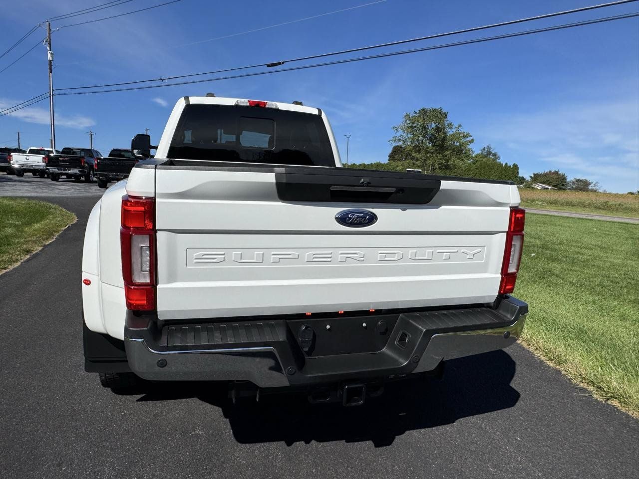 Used 2022 Ford F450 Lariat w/ Lariat Ultimate Package AWD/4WD image 9