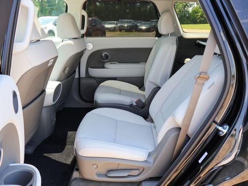 New 2026 Hyundai Palisade SEL Premium FWD image 9