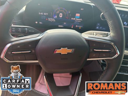 Used 2024 Chevrolet Traverse LT FWD image 15