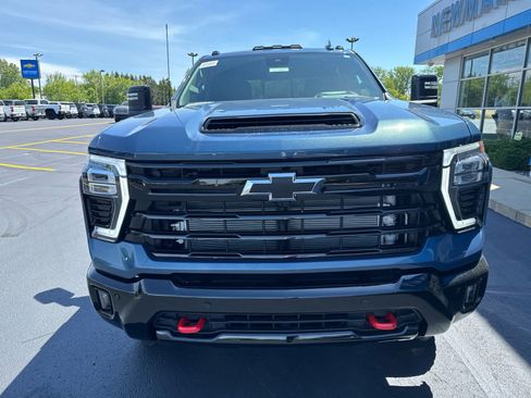 New 2026 Chevrolet Silverado 3500 LTZ w/ LTZ Plus Package AWD/4WD image 13