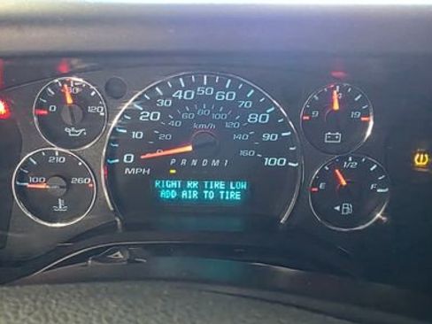 Used 2021 Chevrolet Express 2500 w/ Driver Convenience Package image 15