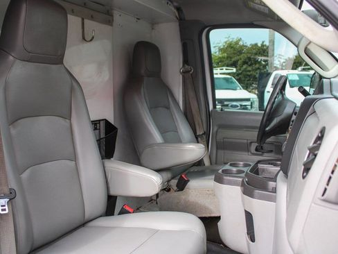 Used 2014 Ford E-350 and Econoline 350 Super Duty w/ Power Windows & Locks Group image 30