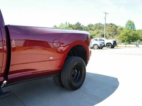 Used 2020 RAM 3500 Big Horn w/ Night Edition image 22