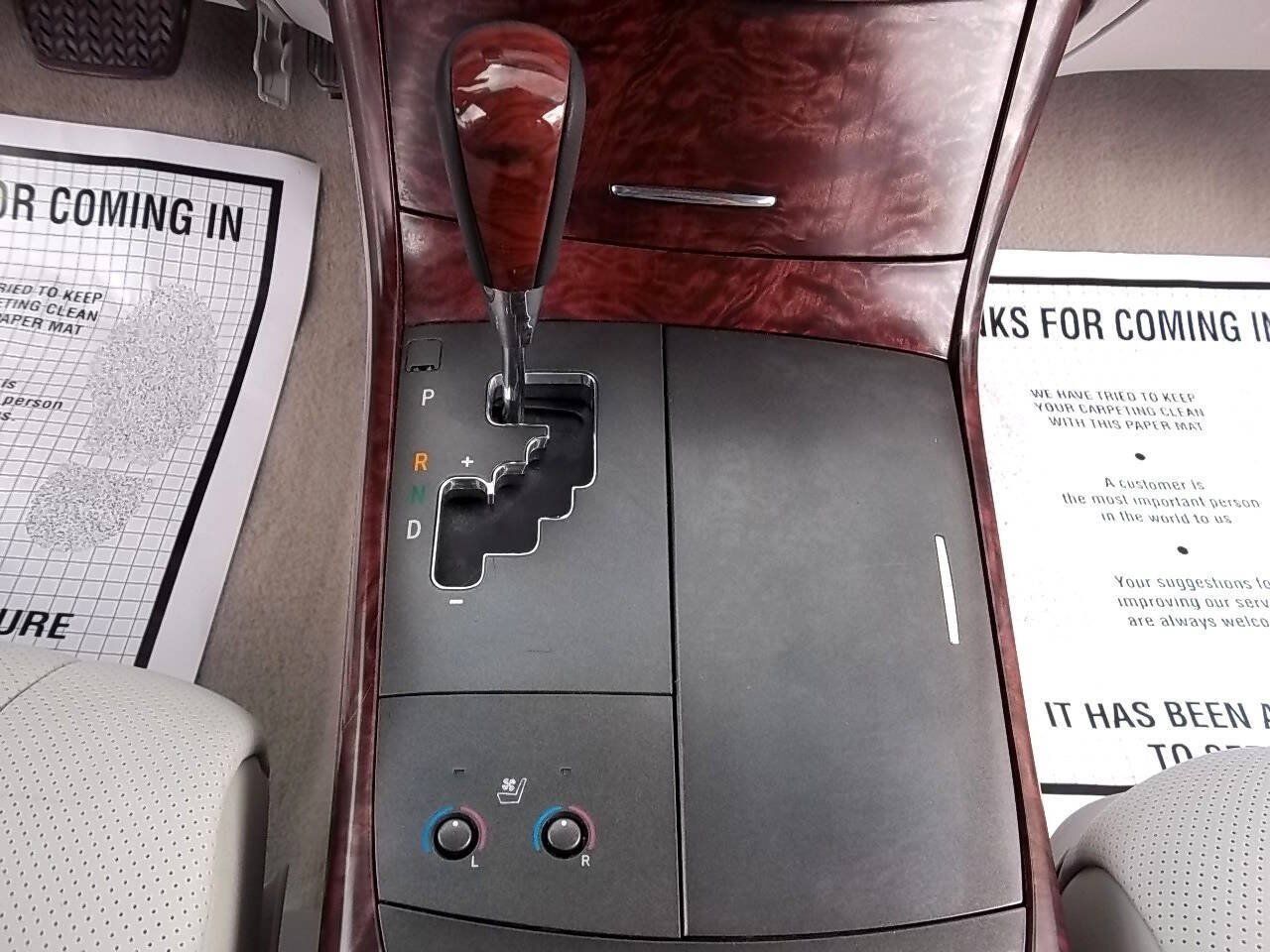 Used 2011 Toyota Avalon Limited FWD image 27