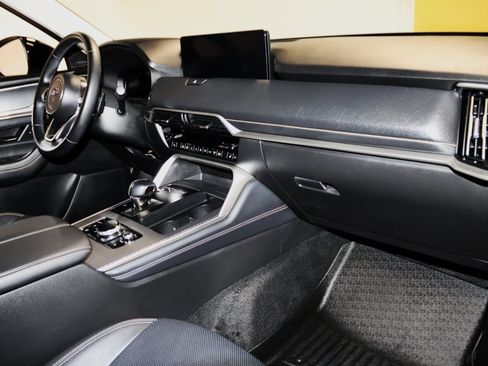 Used 2025 MAZDA CX-70 Plug-In Hybrid w/ Premium Pkg image 53