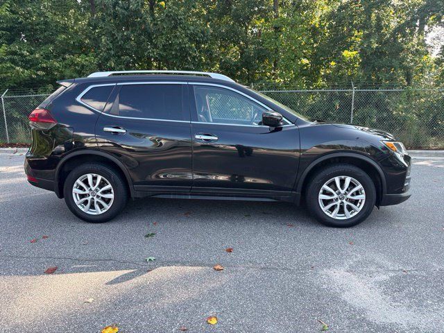 Used 2019 Nissan Rogue SV AWD/4WD image 4