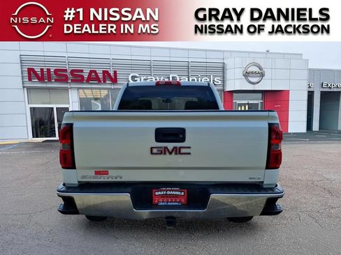 Used 2014 GMC Sierra 1500 SLT w/ SLT Crew Cab Value Package RWD image 6