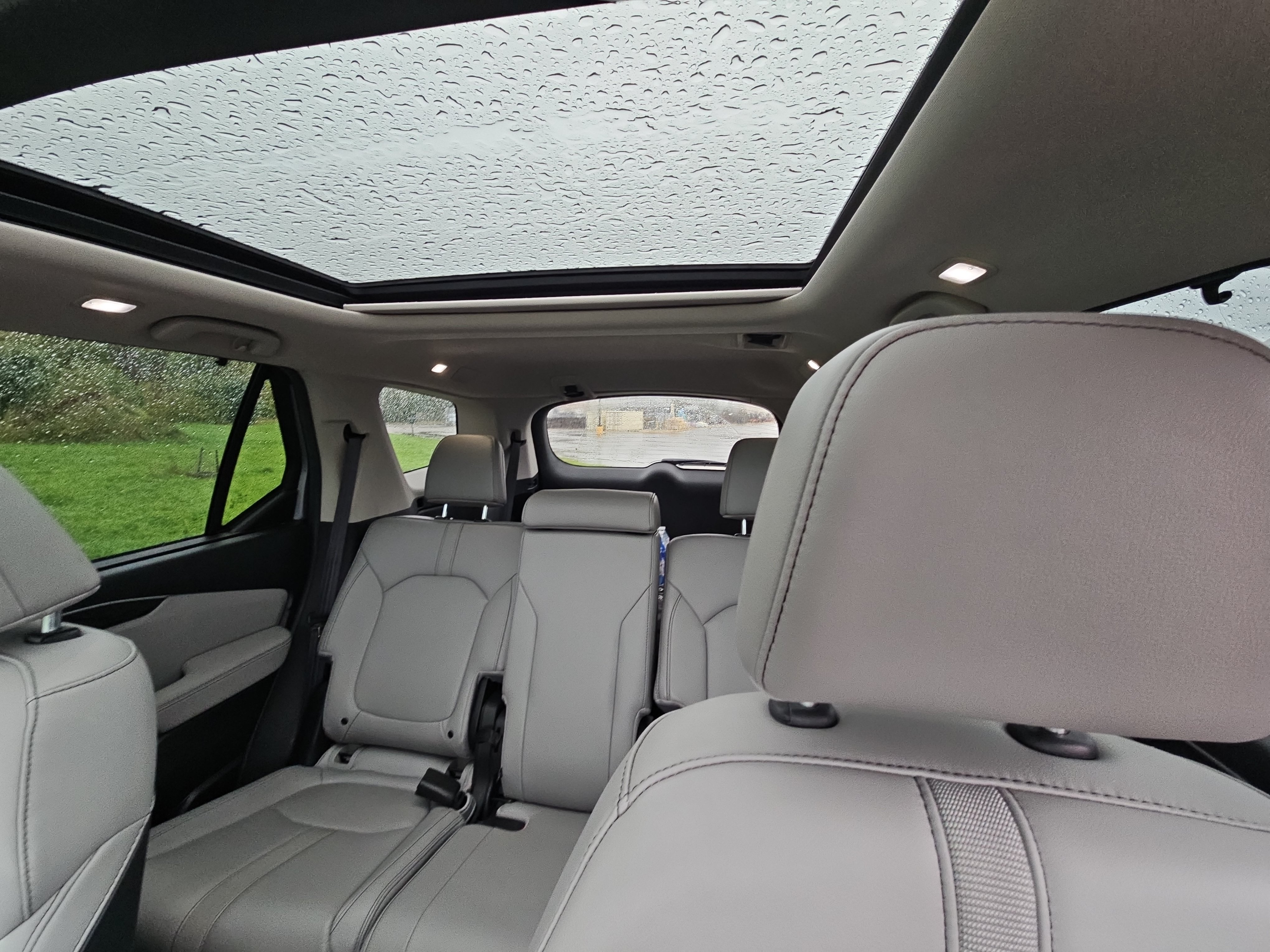Used 2025 Honda Pilot Touring image 16