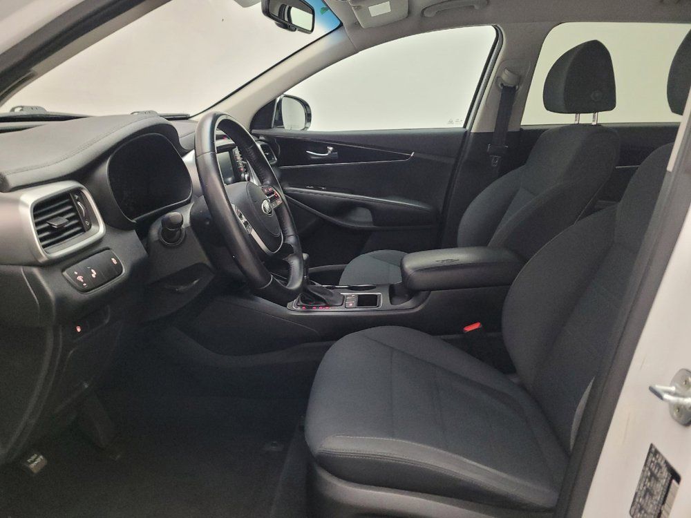 Used 2019 Kia Sorento FWD w/ LX Convenience Package image 17
