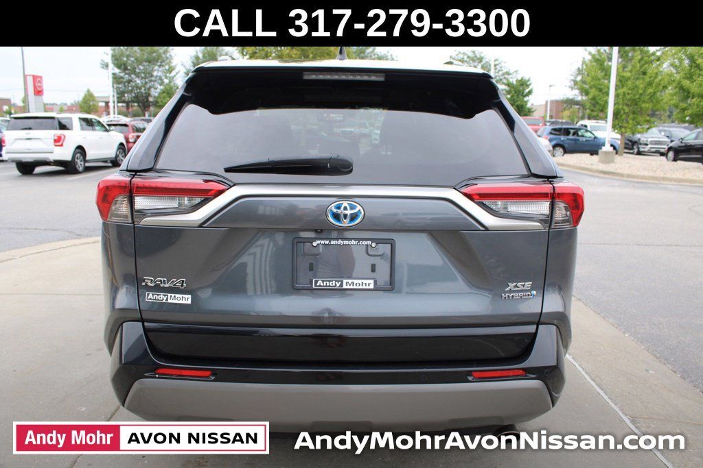 Used 2019 Toyota RAV4 XSE AWD/4WD image 8
