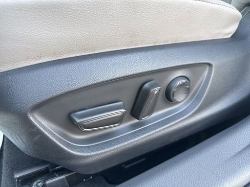 Used 2023 Toyota Camry XLE w/ Navigation Package AWD/4WD image 7
