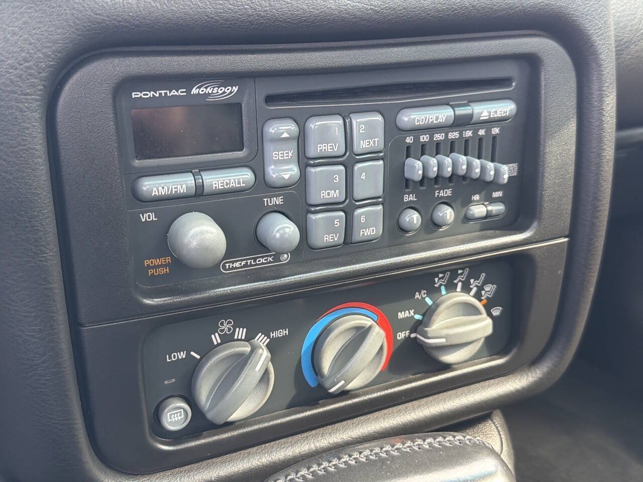 Used 2000 Pontiac Firebird Formula RWD image 28