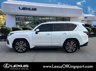 Used 2024 Lexus LX 600 4WD w/ Luxury Package video 2