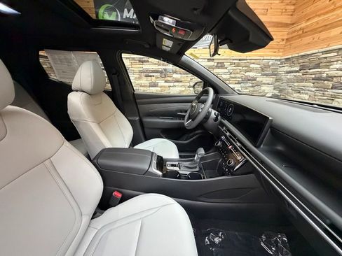 Used 2026 Hyundai Santa Cruz SEL image 14