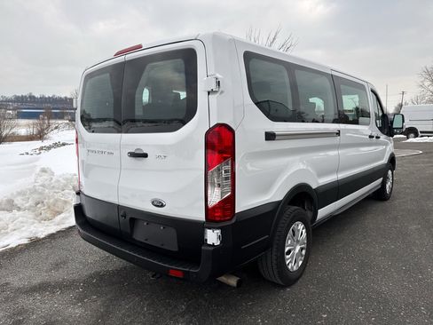 Used 2023 Ford Transit 350 XLT image 23