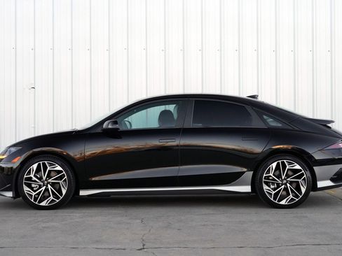 Used 2024 Hyundai Ioniq 6 SEL image 8