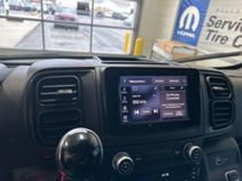 Used 2024 RAM ProMaster 2500 FWD image 13