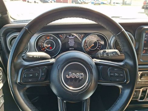 Used 2022 Jeep Wrangler Unlimited Sport AWD/4WD image 18