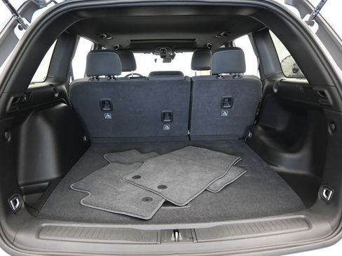 Used 2025 Jeep Grand Cherokee Laredo X RWD image 32