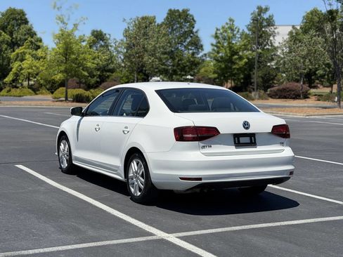 Used 2017 Volkswagen Jetta S FWD image 5
