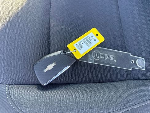 Used 2024 Chevrolet Silverado 2500 LT image 30