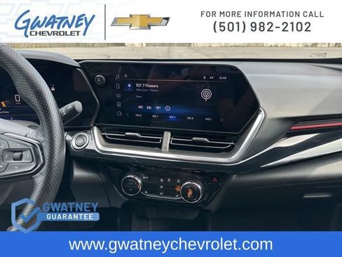 Used 2024 Chevrolet Trax RS w/ Driver Confidence Package image 17