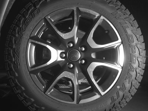 Used 2025 Jeep Compass Trailhawk AWD/4WD image 14