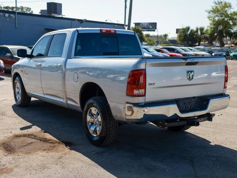 Used 2017 RAM 1500 Classic SLT image 5