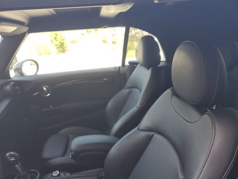Used 2019 MINI Cooper S FWD image 18
