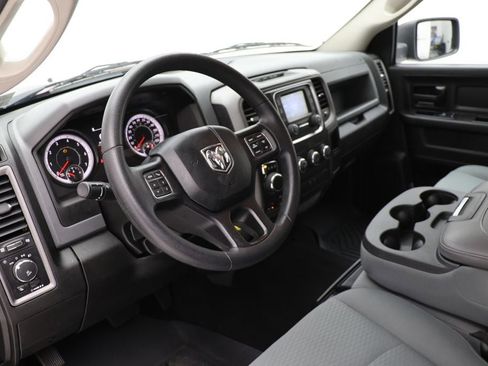 Used 2019 RAM 1500 Express w/ Express Value Package AWD/4WD image 18