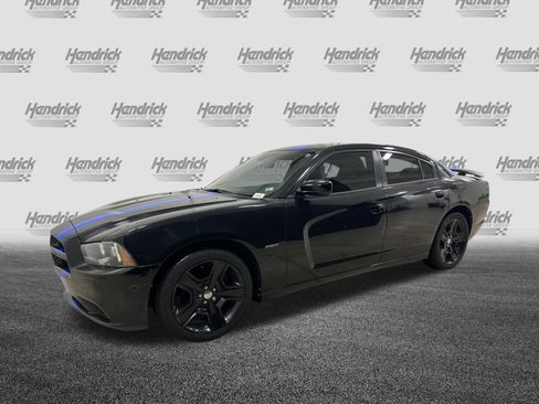 Used 2011 Dodge Charger R/T RWD image 5