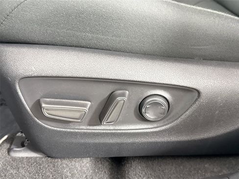 Certified 2023 Toyota RAV4 XLE image 31