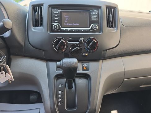 Used 2018 Nissan NV200 S w/ Cruise Control Package FWD image 15