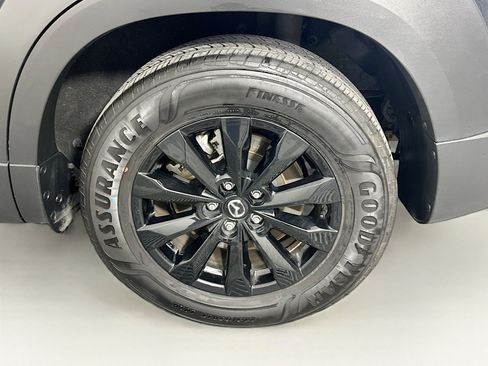 Used 2025 MAZDA CX-50 AWD 2.5 S w/ Premium Package image 11