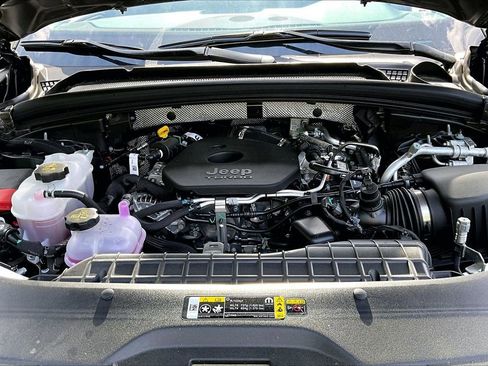 New 2026 Jeep Grand Cherokee Altitude AWD/4WD image 35