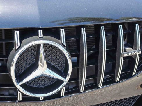 Used 2016 Mercedes-Benz C 300 Sedan image 4