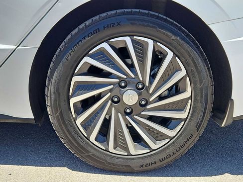 Certified 2023 Hyundai Sonata Limited FWD image 13