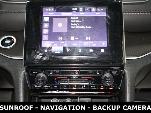 New 2025 Jeep Grand Cherokee L Altitude image 19