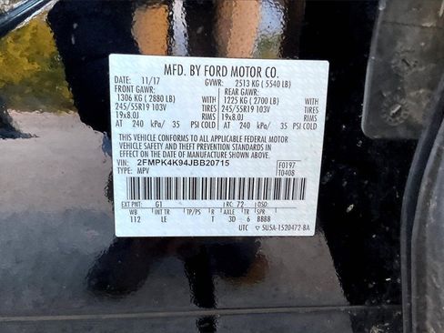 Used 2018 Ford Edge Titanium image 32