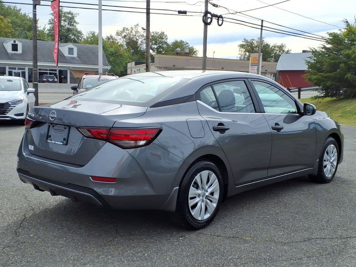 Used 2025 Nissan Sentra S FWD image 5