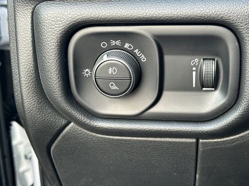 New 2025 RAM 5500 Tradesman AWD/4WD image 32