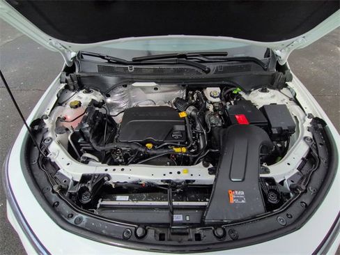 Used 2024 Buick Envista Preferred w/ Advanced Safety Package image 26