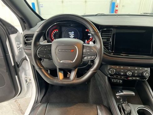 Used 2024 Dodge Durango GT image 11