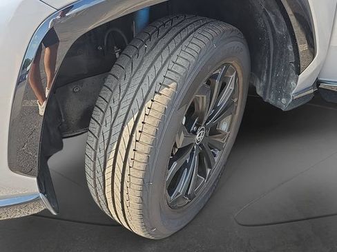 Used 2023 Toyota RAV4 XSE AWD/4WD image 35