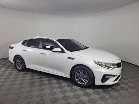 Used 2019 Kia Optima LX FWD image 11