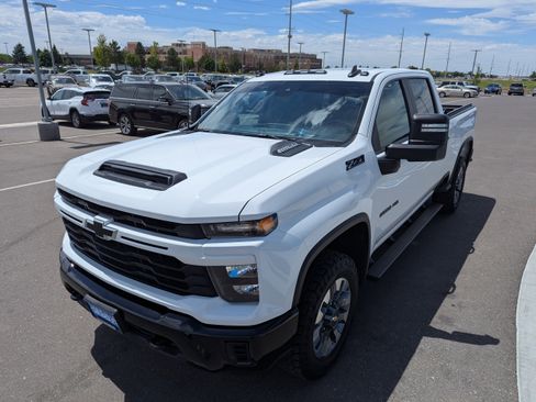 Certified 2024 Chevrolet Silverado 2500 Custom w/ Custom Value Package AWD/4WD image 8