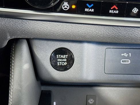 New 2026 Nissan Rogue Platinum w/ Platinum Premium Package image 18